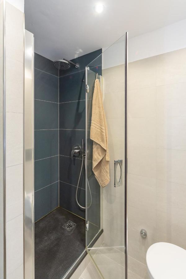 Marghera Suite Duomo 10Min, Fast Wifi & Metro Милано Екстериор снимка